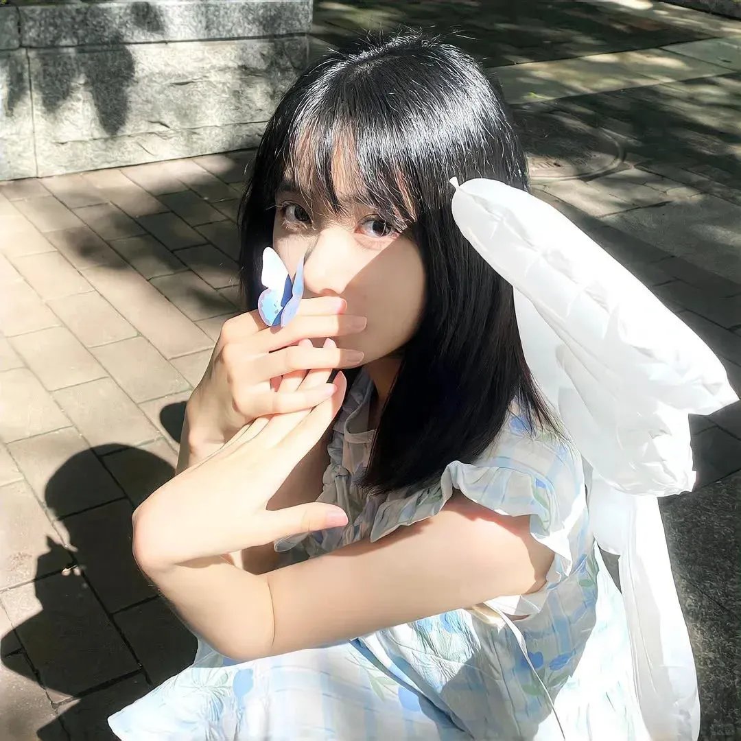 深居其中