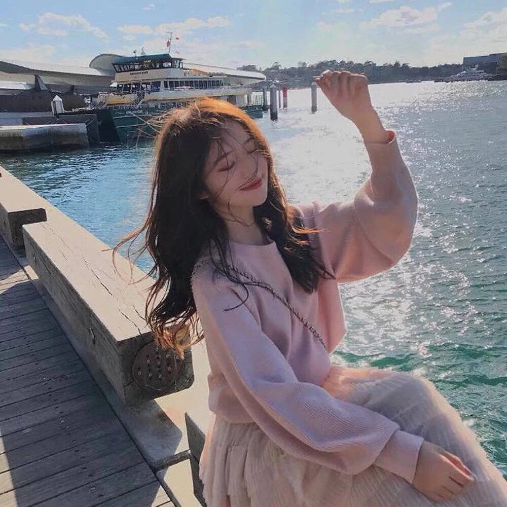 编织的女孩